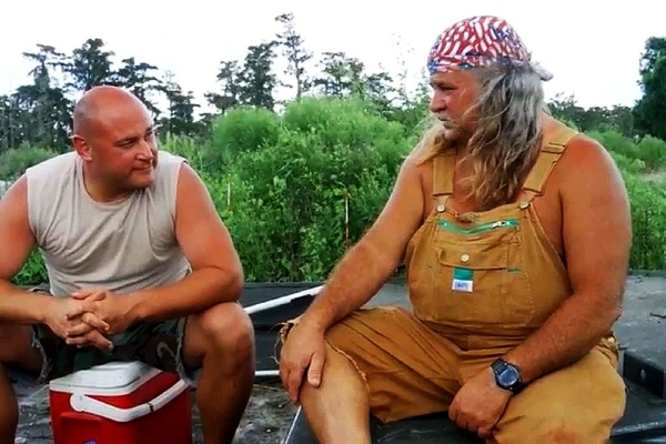 Ron from swamp people with his friend